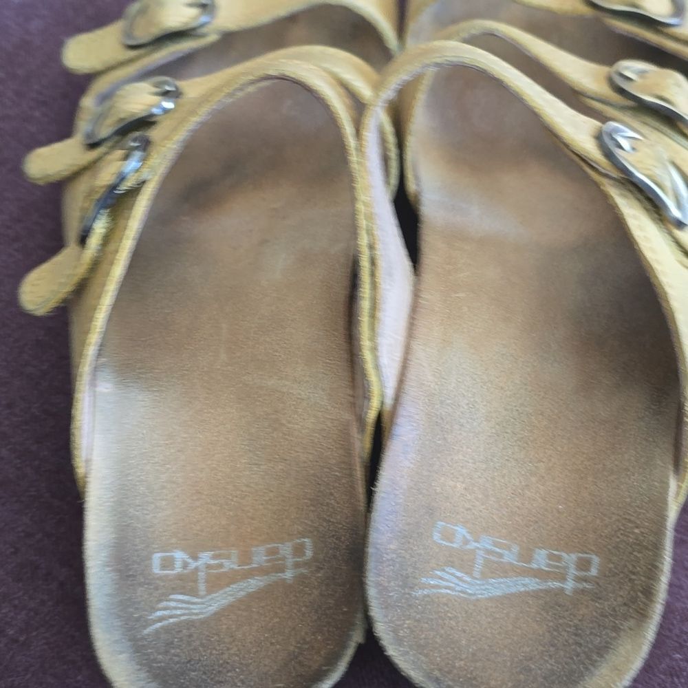 Dansko Tarin Yellow Leather Strappy Wedge Sandals Sz 38 US 8 Comfort - Picture 3 of 8